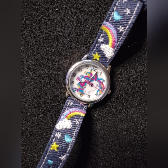 Accutime Colorful Rainbow Unicorn Pattern Watches Set - Picture 11 of 12
